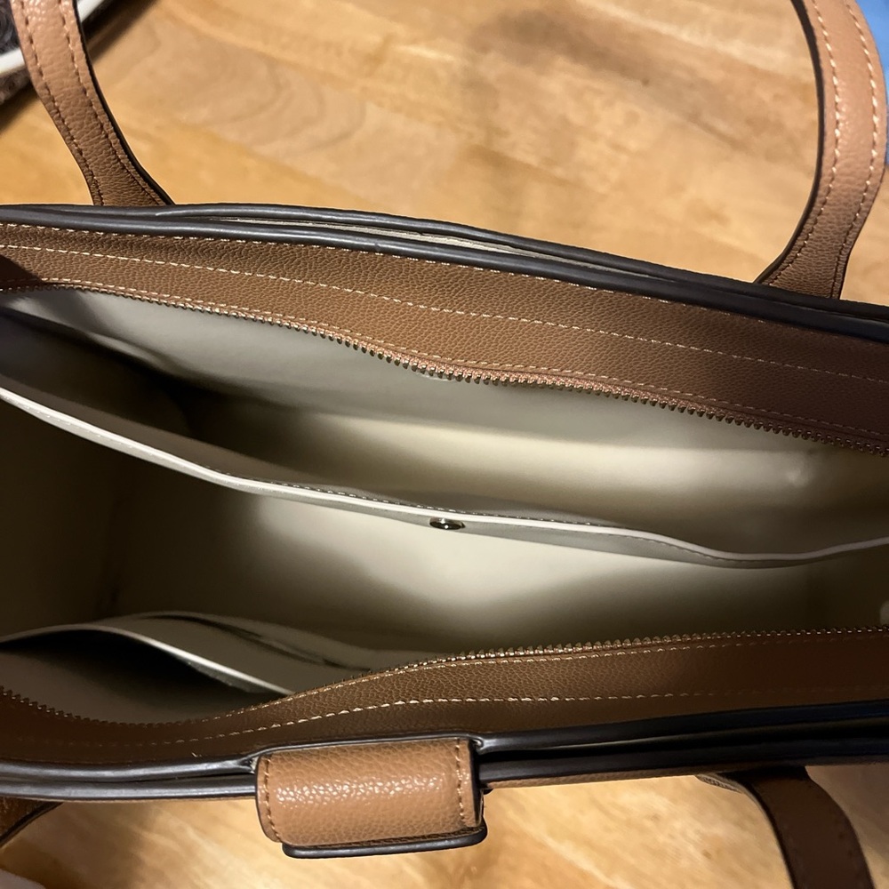 Kate Spade NY Elegant Tan and Cream Tote Bag - Picture 4 of 5